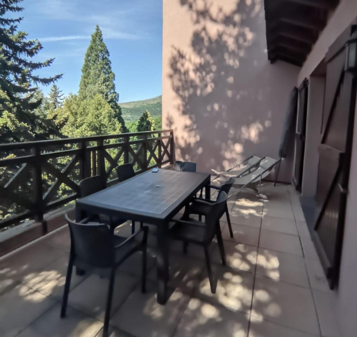 Cerdanya En Familia Montana Park Apartment Enveitg Exterior foto